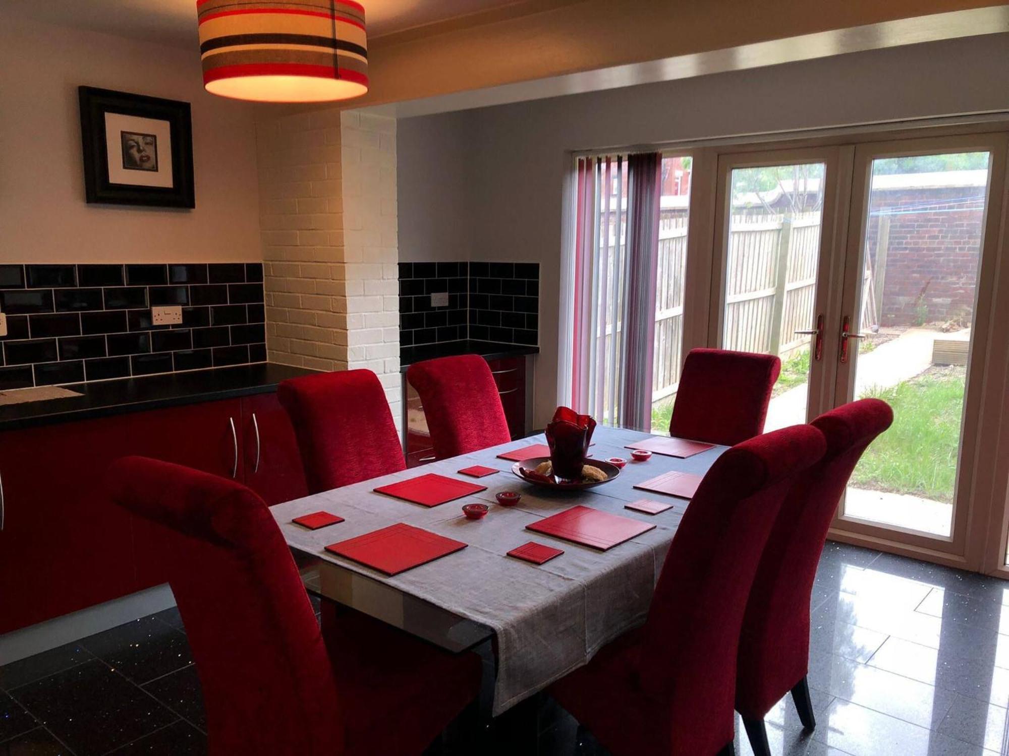 In Guest - Cozy Guest With Shared Facilities *